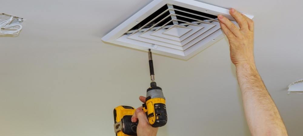 Maintaining commercial air conditioning